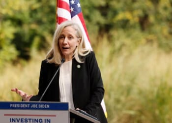 New Potomac bridge built by DC and Virginia listed in funding bill