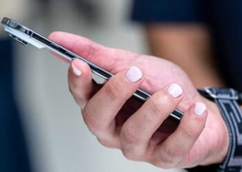 New phone? Set it up like this — or you might kiss your data goodbye