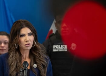 Noem changes protocol for lawmakers' oversight after ICE shooting