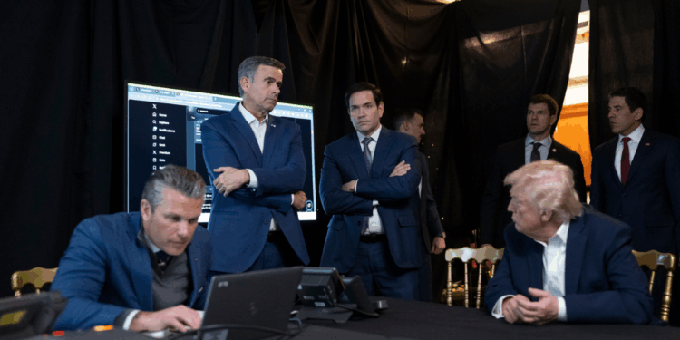 Donald Trump with Cabinet Officials