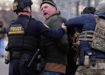 Pentagon orders 1,500 troops to prepare for Minnesota deployment