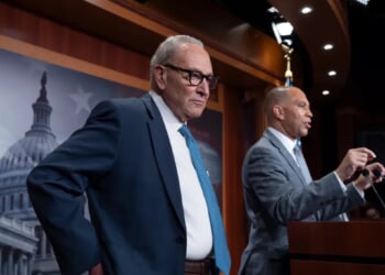 Schumer targets Republicans critical of Venezuela attack