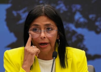 Senate GOP warms to Maduro deputy after Trump snubs Machado