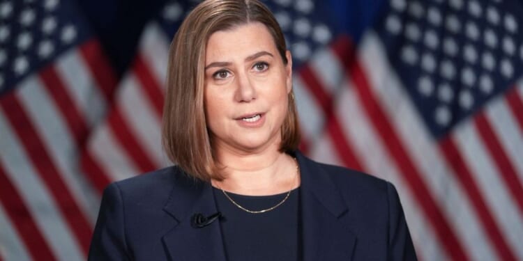 Slotkin reveals she's under federal investigation for 'illegal orders' video