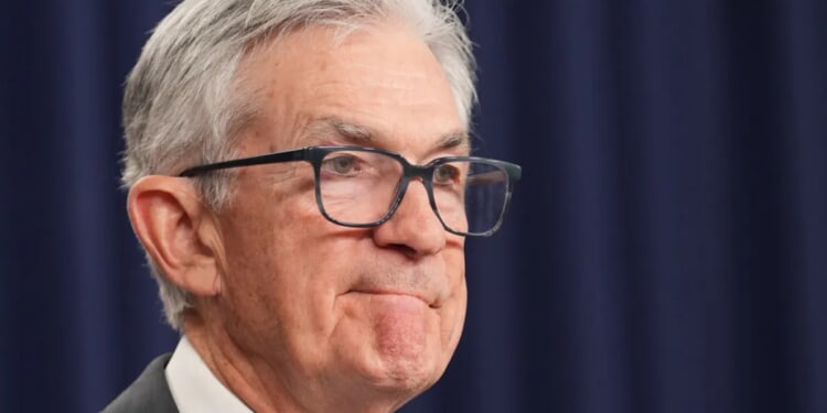 Stock market falters in response to DOJ criminal inquiry of Powell