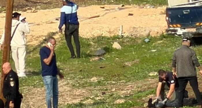 Terrorist Murders Two Israelis | Frontpage Mag