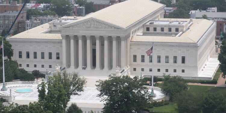 Trump Admin Asks SCOTUS To Block CA's Congressional Map