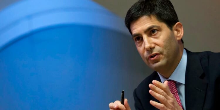 Trump names Kevin Warsh to be next Fed chairman
