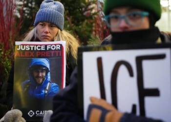 Two federal officers fired their weapons in Alex Pretti shooting: DHS