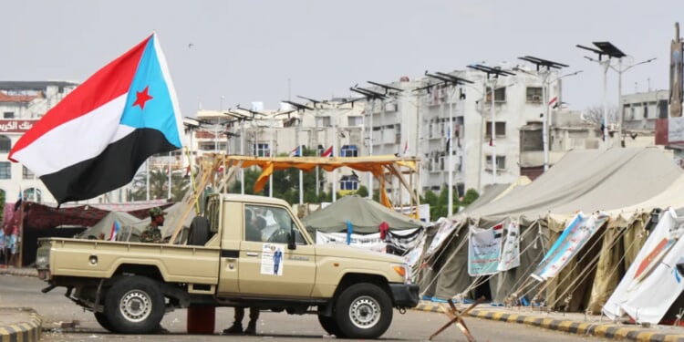 UAE-backed Yemeni government disintegrates after Saudi-led offensive