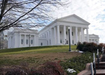 Virginia to hold referendum on redistricting plan