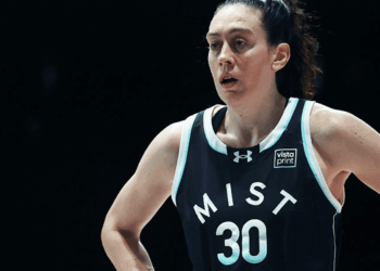 WNBA star holds 'Abolish ICE' sign before game in Florida: 'Everyone here is feeling that way'