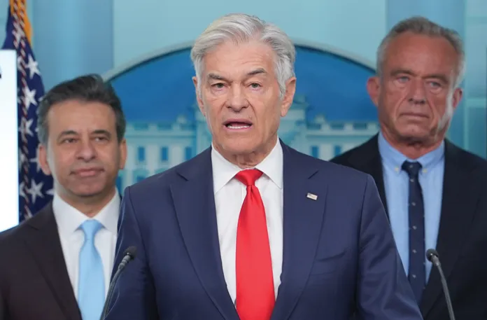 Dr. Mehmet Oz, administrator of the Centers for Medicare & Medicaid Services, speaks during a White House press briefing on Jan. 7 with, from left, Dr. Marty Makary, Food and Drug Administration commissioner and Health and Human Services Secretary Robert F. Kennedy Jr. (Evan Vucci/AP)