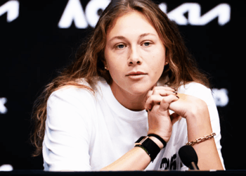 ​'I don't think that's relevant': American tennis star shuts down reporters fishing for anti-Trump answers​