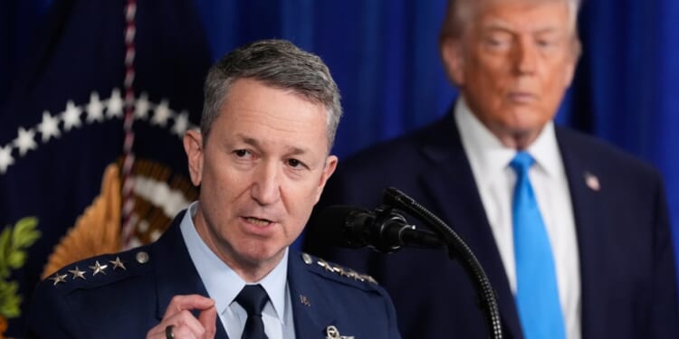 ‘Razin’ Caine spills details on Maduro capture in Venezuela attack