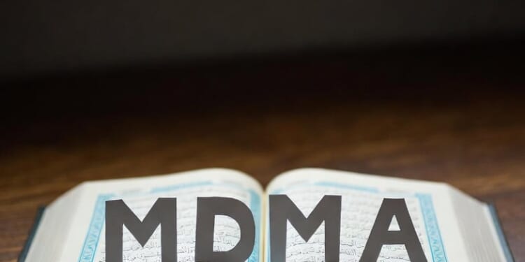 Historic First UK Muslim Mayor Helped Hide Son's Rape of 15-Year-Old Girl