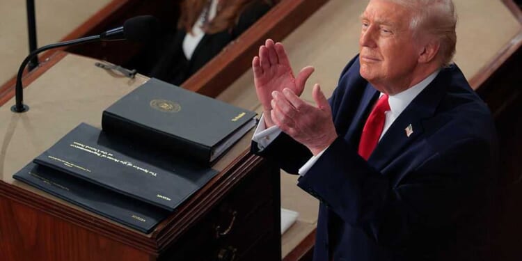 CNN poll on Trump SOTU bodes poorly for Democrats