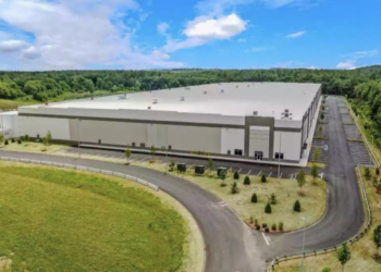 GOP governor opposes ICE plans to detain illegal immigrants in NH