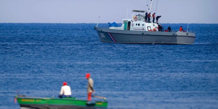 Cuba says boat carrying 10 armed Cubans attempted to infiltrate island