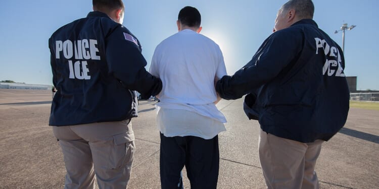 D.C. Circuit Greenlights IRS Policy Aimed At Boosting Deportations