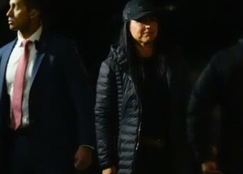 Gabbard arranged call between Trump and FBI agents after election facility raid