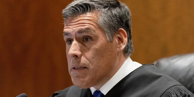 Judge declines to remove prosecutors from Kirk murder trial