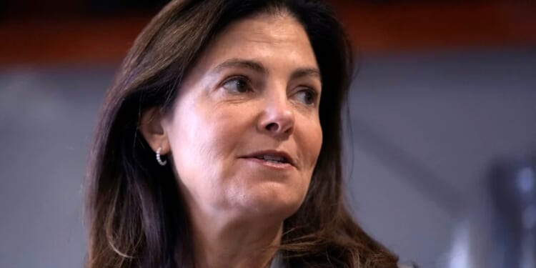 Trump admin abandons plans for ICE facility in NH: Kelly Ayotte