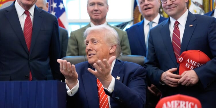 Trump approval rating bounces back after immigration changes