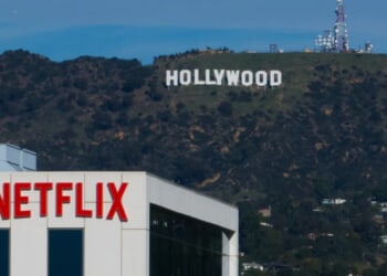 Trump, in reversal, says he won’t get involved in Netflix-Paramount fight