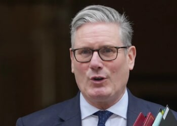 Starmer defends waffling on Iran, fights Trump criticism