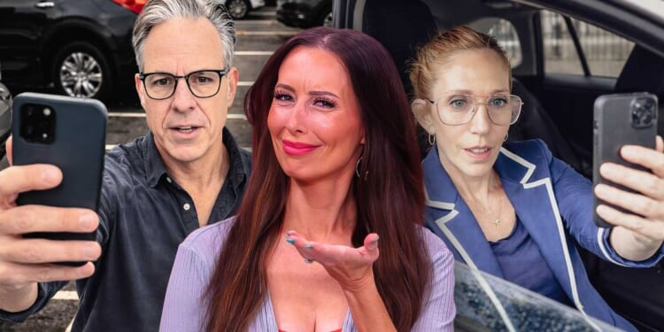 CNN’s ‘death spiral’: ‘Cringe’ selfie strategy deployed as network scrambles to stay relevant