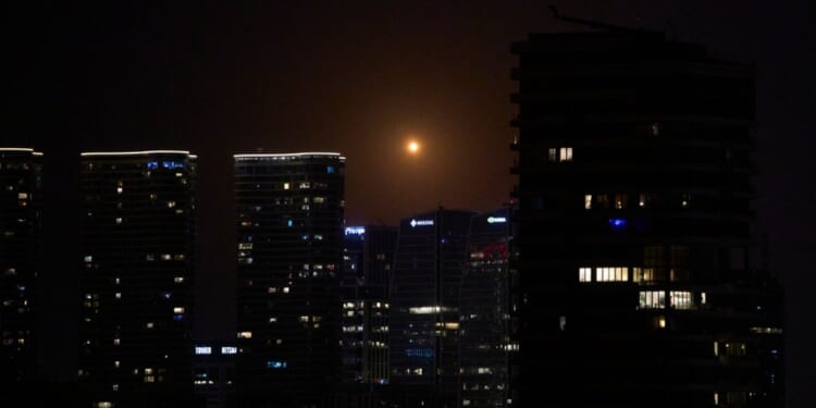 Two dead in Israel after Iranian missile attack near Tel Aviv