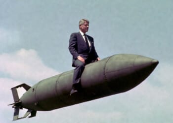 Did Bill Clinton Tell Trump He Wished He'd Bombed Iran?