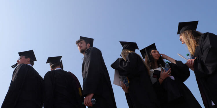 AI’s Overblown Threat to College Graduates