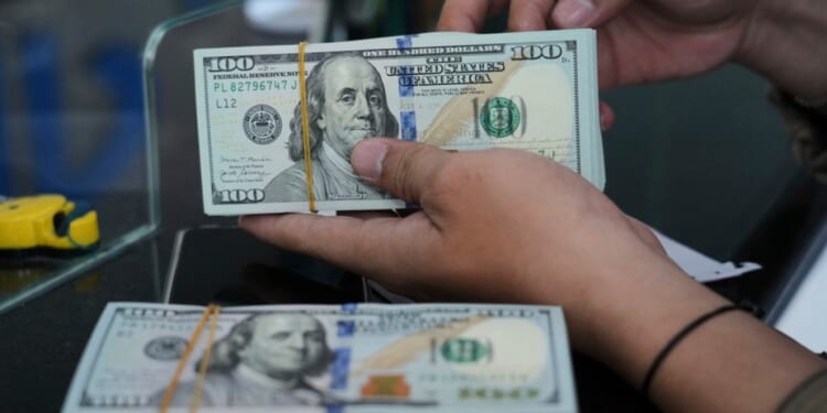 April Social Security direct payment worth $994 goes out in 31 days