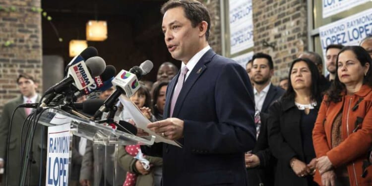 Chicago Democrat torches his own party, Gov. Pritzker — reveals why Democrats block Trump's immigration enforcement