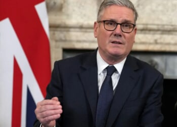 Conservative British leader demands Starmer target China 'threat'