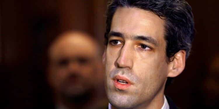 Daniel Bliss wins Democratic primary to replace Jan Schakowsky