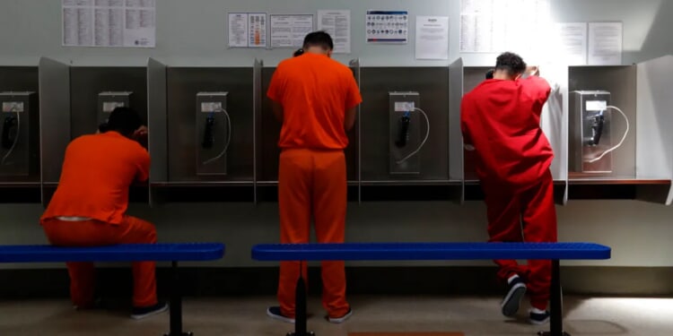 Democrats see reprieve from Noem effort to ban visits to ICE detention sites