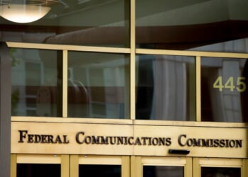 FCC eyes forcing call centers to be proficient in 'American English'