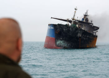 Iran War: Closure of Strait of Hormuz Threatens Global Economy