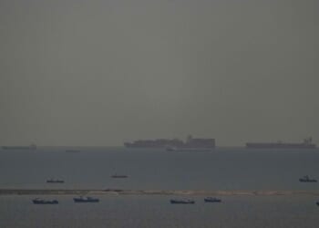 Iran allows 20 Pakistani ships to sail through Strait of Hormuz