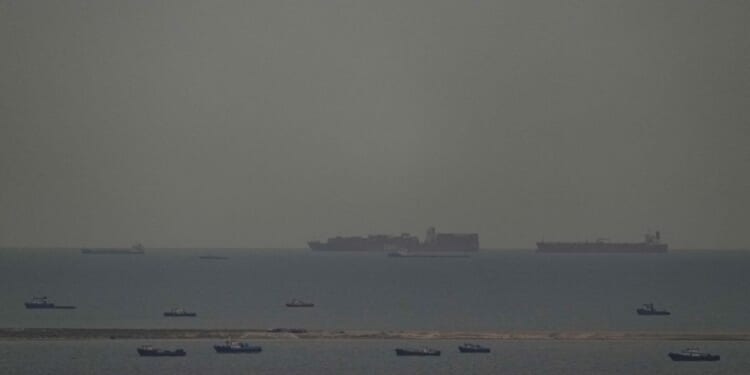 Iran allows 20 Pakistani ships to sail through Strait of Hormuz