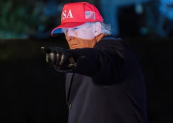 Iran faces 'complete destruction' despite apology, Trump says