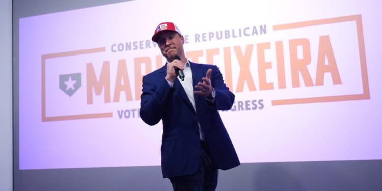 Mark Teixeira’s big league political debut is a win