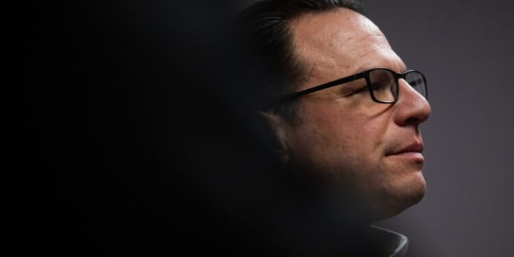 Memoirs from presidential candidates shed light on 2028 strategy