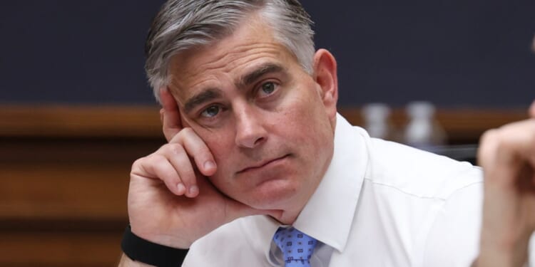 Republican AI push hits internal resistance over data centers