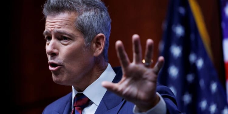 Sean Duffy predicts 'worse' wait times will pressure Democrats