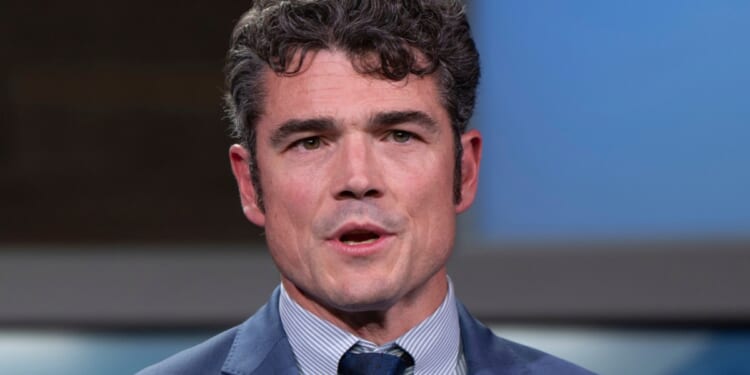 Some Trump loyalists worry about Joe Kent investigation