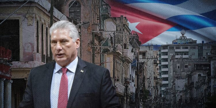 Thomas Gallatin: Cuba Is Collapsing